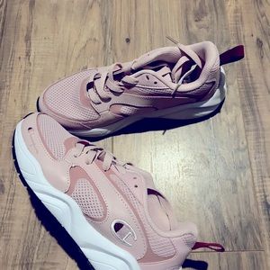 Champion Sneakers